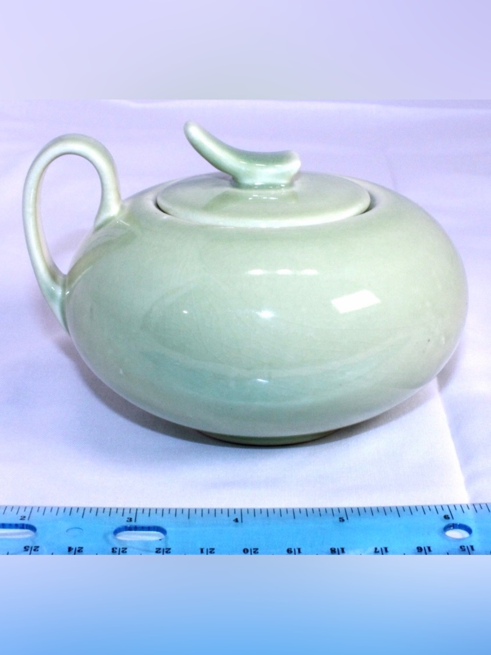 Vintage Mid-Century Modern Ceramic Covered Sugar Bowl or Bean Pot